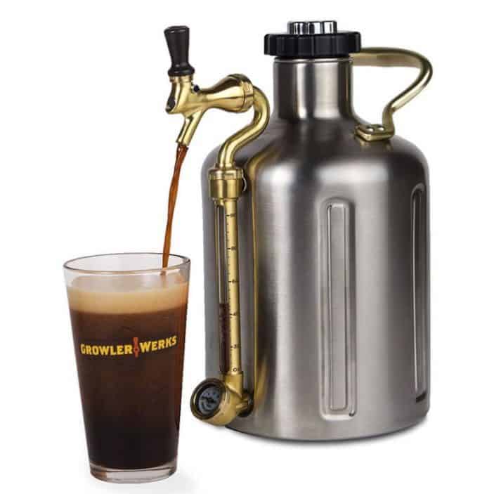 craft-beer-growler pouring beer