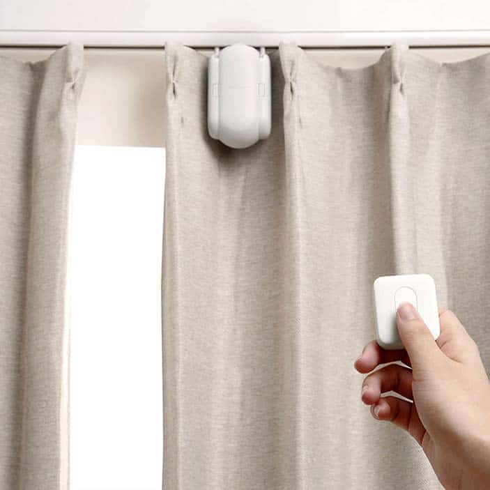 Smart & Automatic Curtain Opener Robot