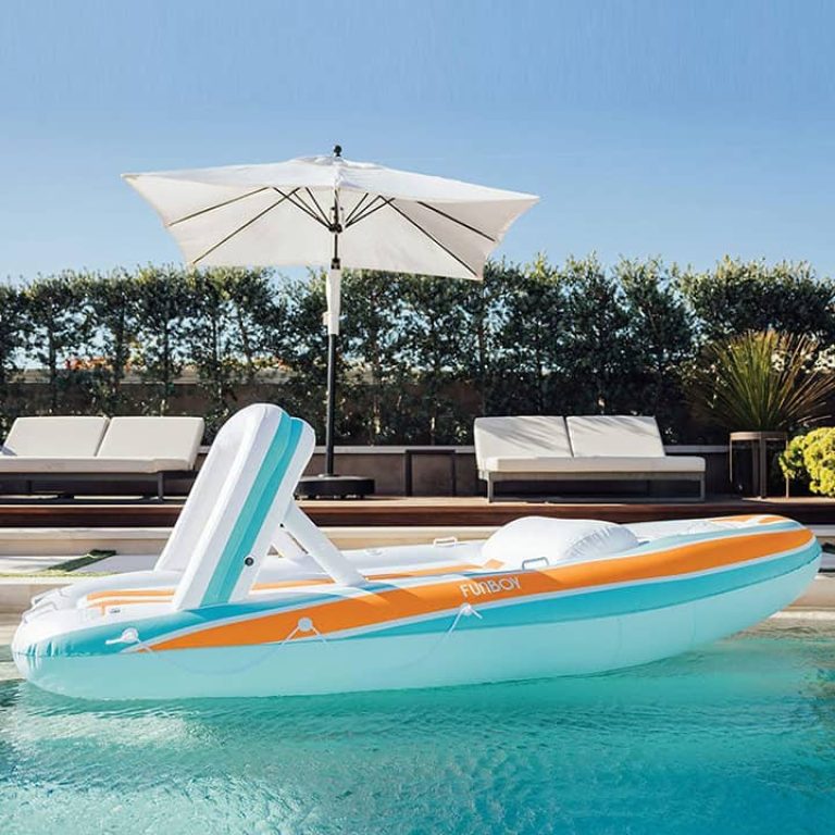 Inflatable Mega Yacht – Suckstobebroke
