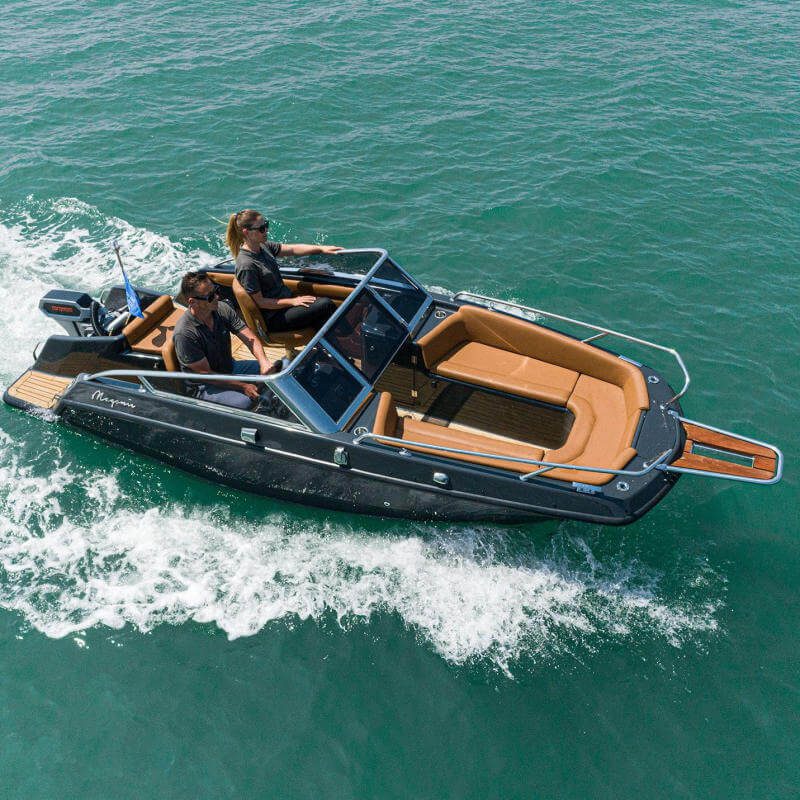 Magonis Wave E 550 Electric Boat.jpg