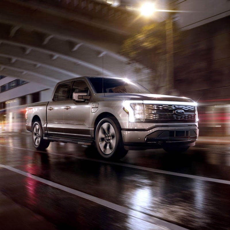 2022 Ford F 150 Lighting Electric Pickup.jpg