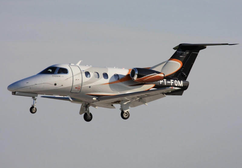 Embraer Phenom 100.jpg