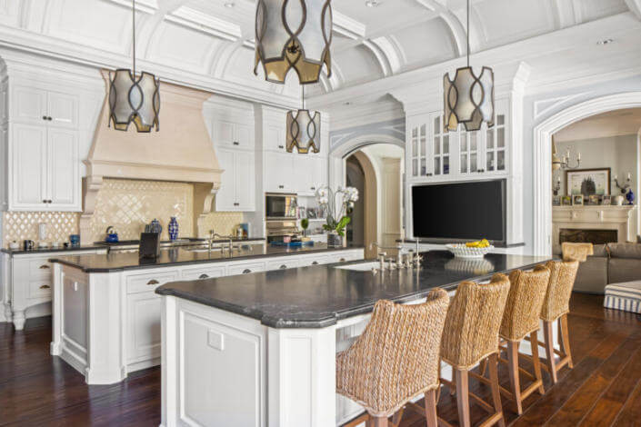 Mark Wahlberg's Beverly Hills Estate Goes On Sale For $87.5 million 5.jpg