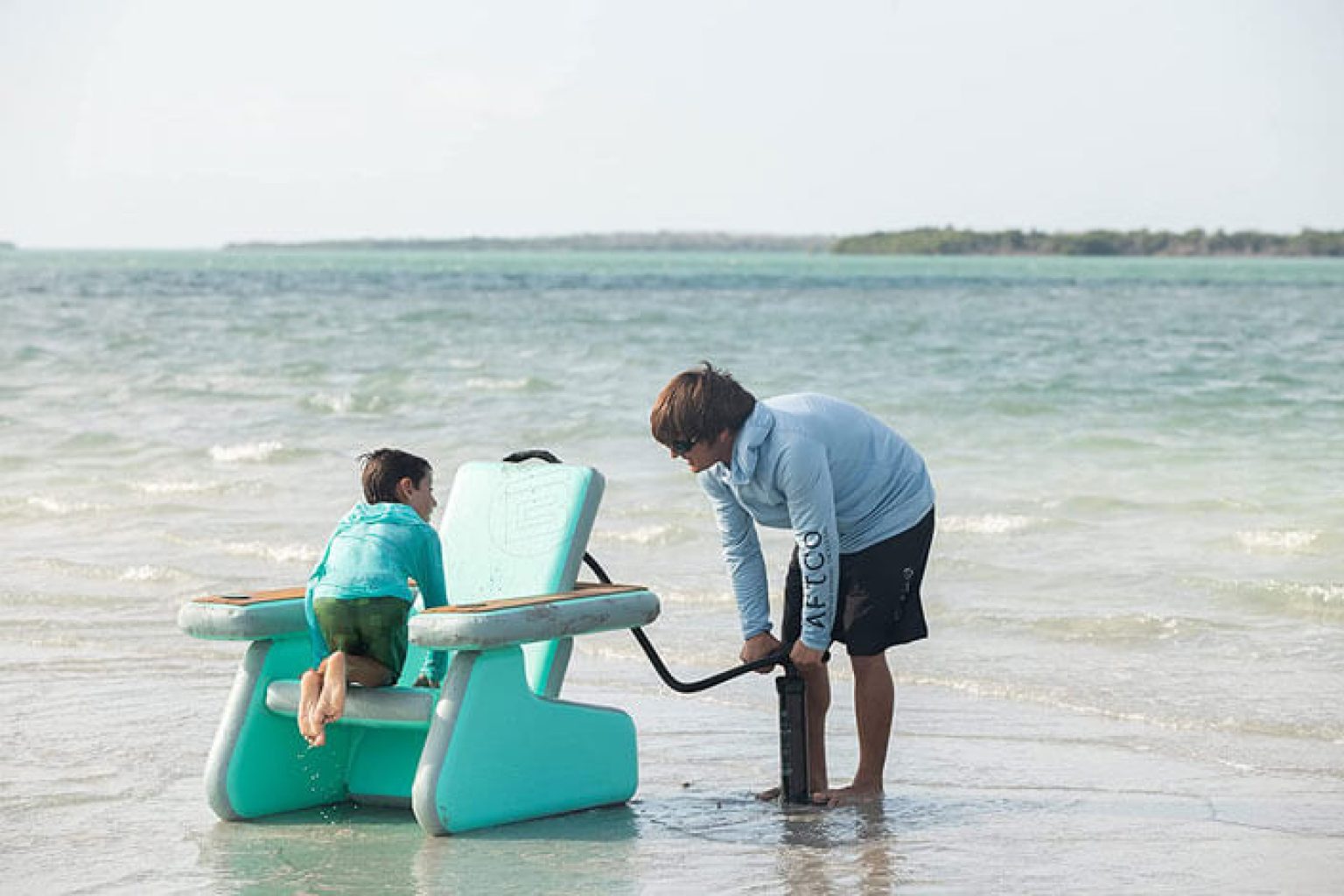 Bote AeroRondak Chair is an Inflatable Beach Chair That Let’s You Relax ...