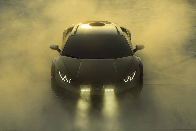 2023 Huracan Sterrato 4.jpg