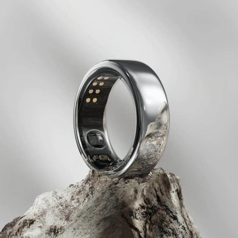 Oura Ring 2.jpg