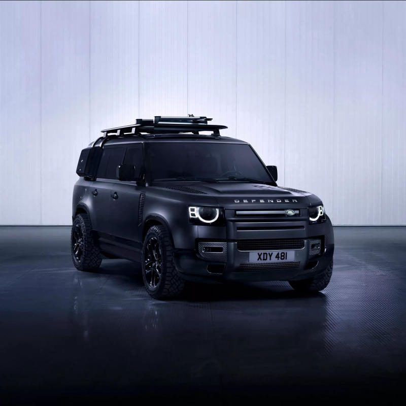 2024 Land Rover Defender 130 Outbound.jpg