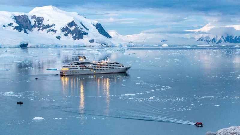 APT Antarctic Cruise 2